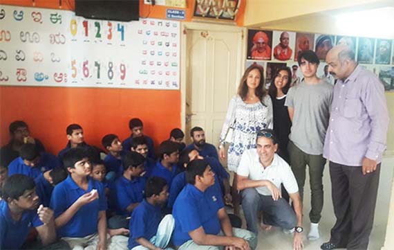 Lorem ipsum dolor sit amet, consectetur adipiscing elit. Phasellus quis elementum odio. Curabitur pellentesque, dolor vel pharetra mollis.